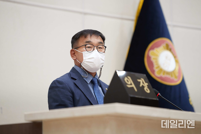 윤원균 의장