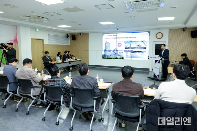 경기북부 AI 캠퍼스 선정을 위해 직접 발표하는 이동환 고양특례시장