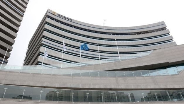 경기도의회, 국민의힘 상임위원장 성희롱 논란…민주 “사퇴하라” vs 국힘 “사실 확인 중”