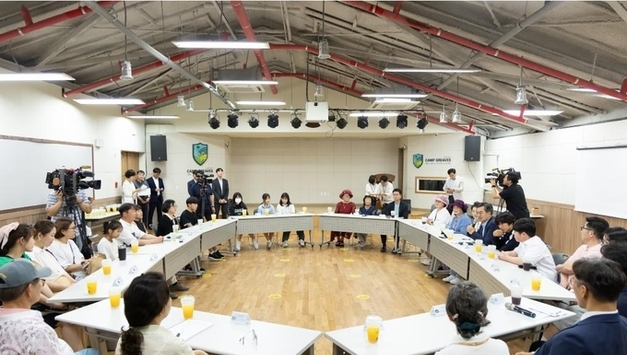 김동연 “대성동 평온 계속되도록 지원…주민 곁 지키겠다”