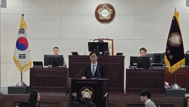 정명근 화성시장 “행정이 시민 곁으로 간다”…화성시, 4개 구청 시대 시정 대전환