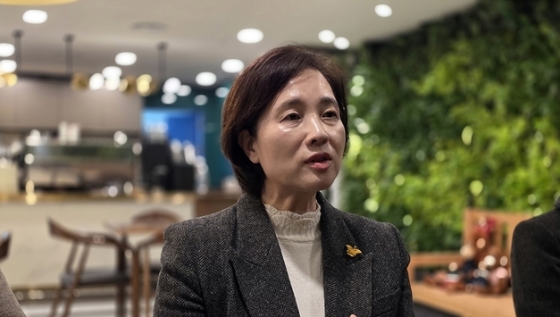 유은혜 “교육 패러다임 전환 현장에서 시작”…경기도교육감 출마 배경 밝혀