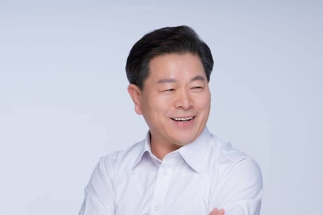 박승원 광명시장, 민주당 3인 공세와 정면충돌… “광명시민 모독 멈춰라”