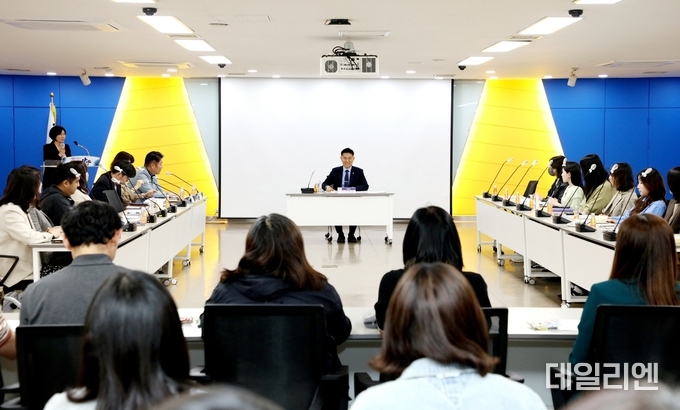 안양시 AI 행정 한 달 만에 효과…업무 시간 87% 줄었다