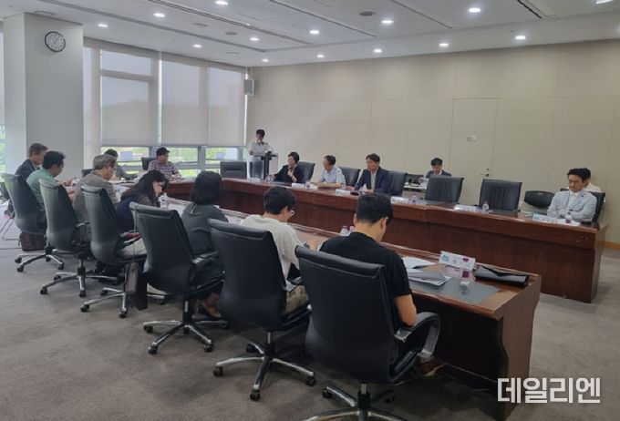 간담회 현장