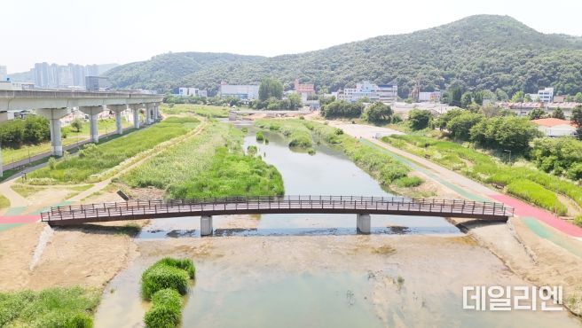 용인특례시가 유방동 일대 경안천 횡단교를 만들었다