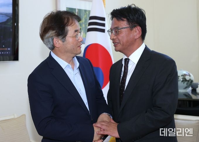 서상표 주애틀란타 총영사(우), 이동환 고양특례시장(좌)