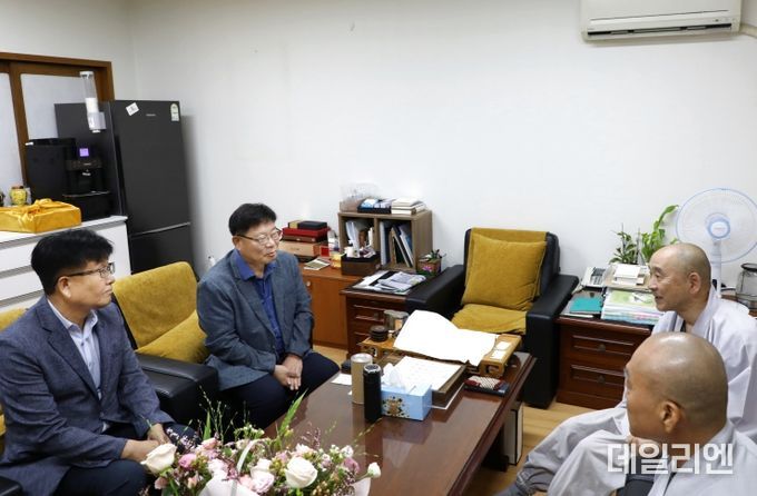 이상균 팔달구청장, 관내 종교시설 방문해 구정협조 논의