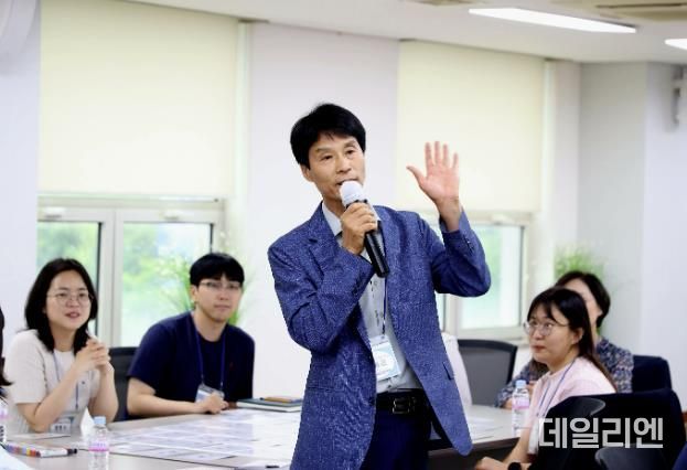 안양시, '리버스 멘토링'으로 젊은 세대와 간부 공무원 소통 강화