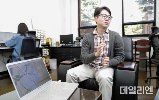 2020년 청년협업마을 가치관 301호 노바시스템 사무실에서 박준식 대표