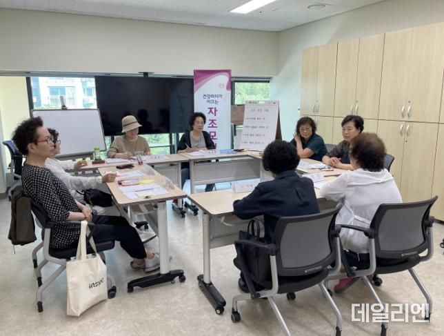 고혈압·당뇨병 관리는 광명시민처럼…광명시민 고혈압·당뇨병 합병증 입원 발생률 타지역 대비 2~3배 낮아