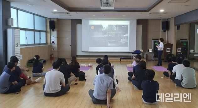 안성시시설관리공단, 근로자 대상 심폐소생술 교육 실시