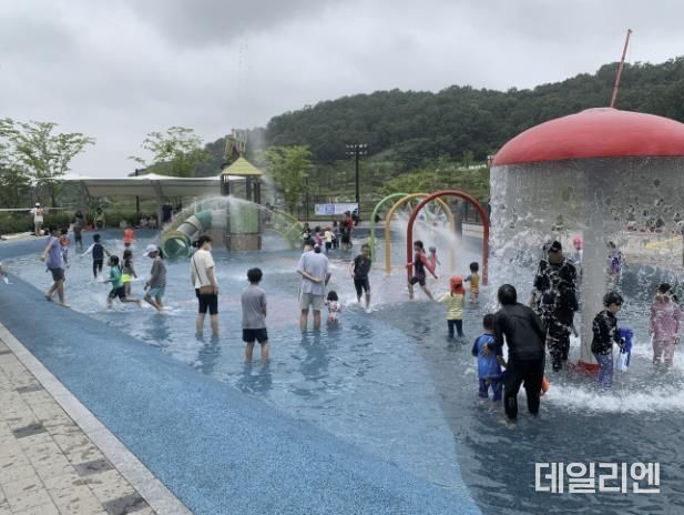 향동체육공원 물놀이장