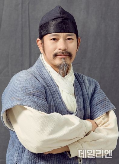 최형국 연출(역사학 박사)