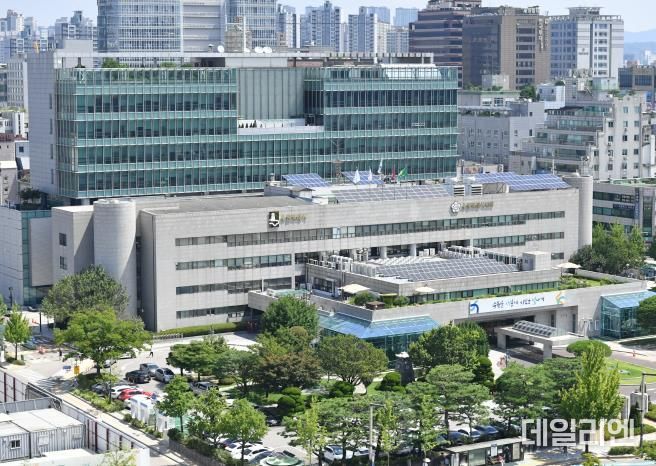 수원시청사