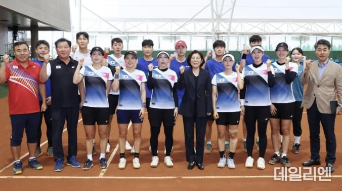 김보라 안성시장, 세계선수권대회 앞둔 소프트테니스 국가대표 선수단 격려