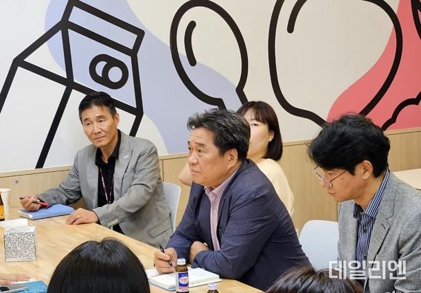 경기도의회 김호겸 의원, 학교 급식시설 방문 '조리종사자 근무환경 개선방안' 논의
