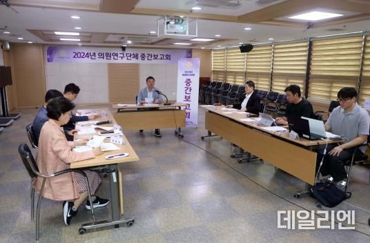수원시의회 연구단체, 홍종철 대표의원