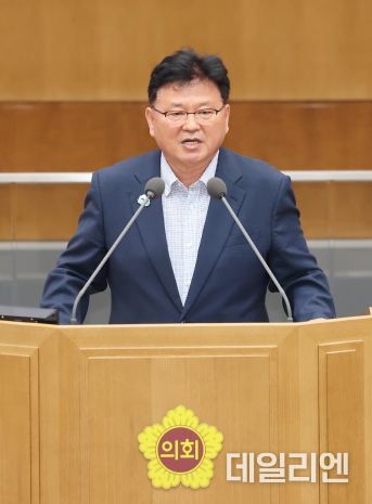 경기도의회 교육기획위원회 성기황 의원(더불어민주당, 군포2)