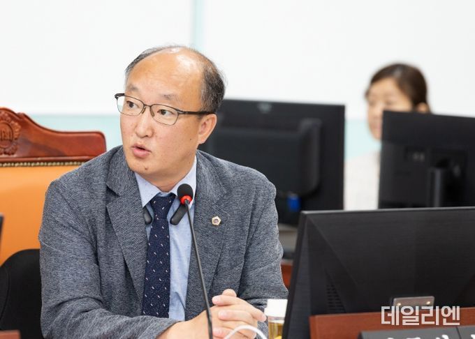 경기도의회 건설교통위원회 김동영 의원(더불어민주당, 남양주 오남)
