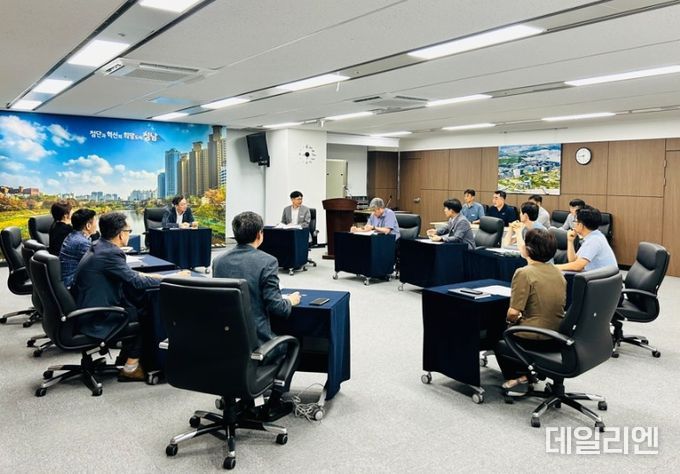 성남시 야탑역 범죄 예고에 비상대책회의 소집