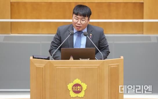 경기도의회 유호준 의원, '도민들은 장바구니에 몇천원 몇백원 확인하는데...'