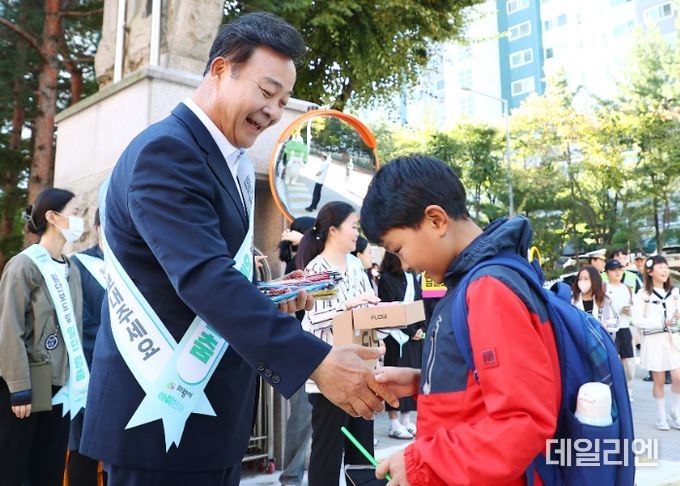 의왕시,‘아이 먼저’어린이 교통안전 캠페인 실시