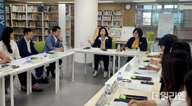 경기도의회 정윤경 부의장, 당정초등학교 현안 사업 간담회에 참석해 신속한 사업 추진 당부