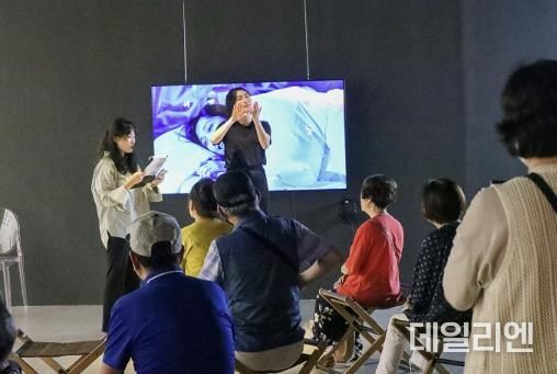 수어해설 전경