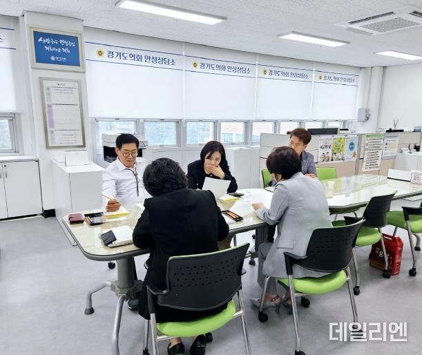 경기도의회 박명수의원, 황세주 의원, 안성 지역 발전 위해 '머리 맞대'