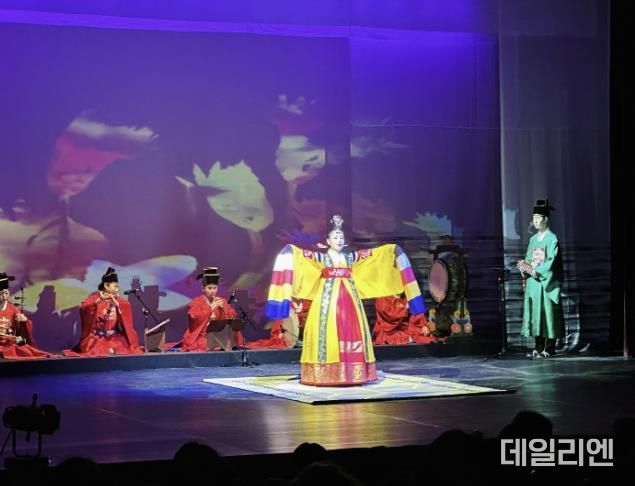 올해 4월 열린 시흥시립전통예술단 정기공연