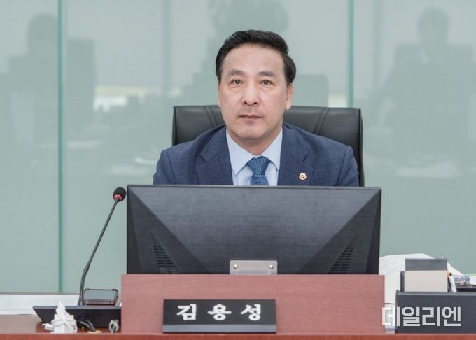경기도의회 보건복지위원회 김용성 의원(더불어민주당, 광명4)
