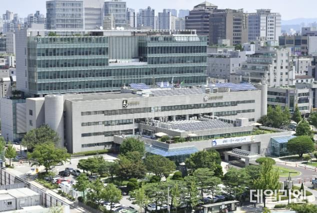 수원시청사