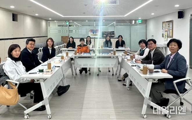 광명시는 지난 11일 오후 광명시 마음건강센터에서 ‘정신건강 위기대응 지역협의체 간담회’를 개최했다.