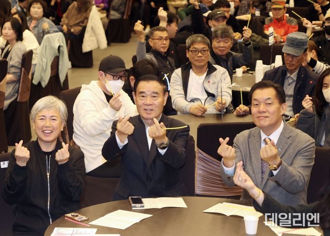 수원특례시의회 이재식 의장, 2024년 자활사업 성과보고대회 참석