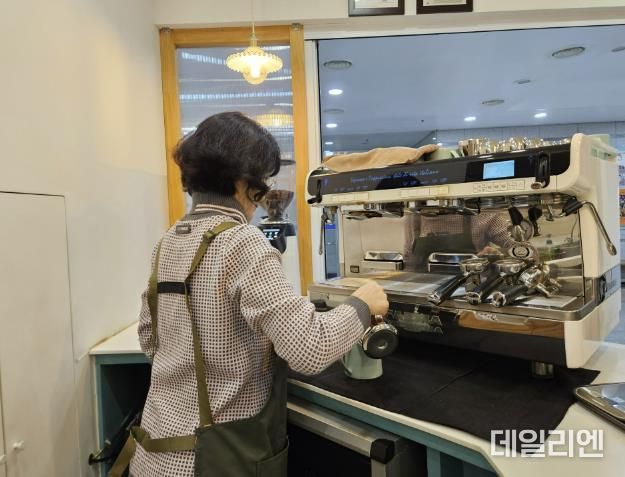 장애인 일자리사업 참여자 근무 모습