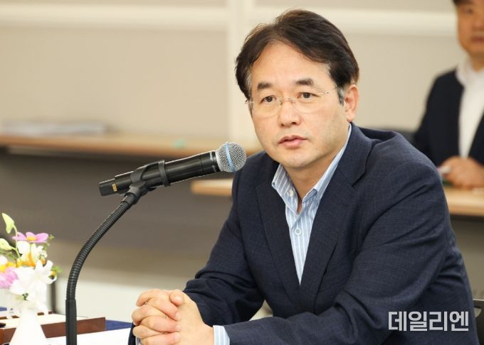 대한민국특례시시장협의회 하반기 정기회의에서 발언 중인 이동환 고양특례시장