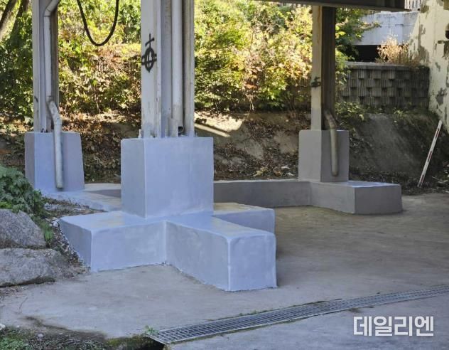 보정 제1공영주차장 하부 기초공사가 완료된 모습
