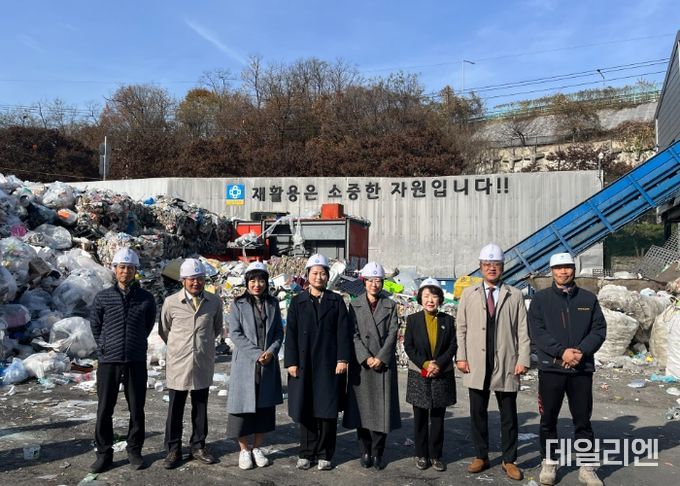 안양시의회 보사환경위원회, 안양시 생활폐기물 적환장 현장방문
