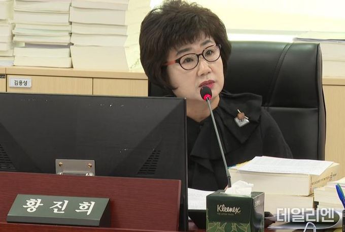 경기도의회 황진희 의원, 경기도교육청의 균형 잡힌 예산 편성 촉구