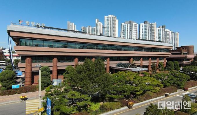 시청 전경